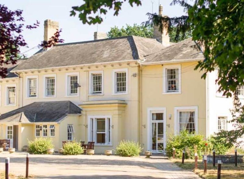 Stow Healthcare Private Premium Nursing & Residential Care